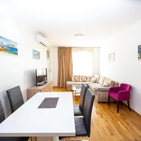Apartmans Centar Апартаменты *