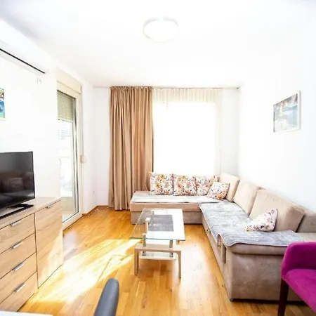 Apartmans Centar Апартаменты